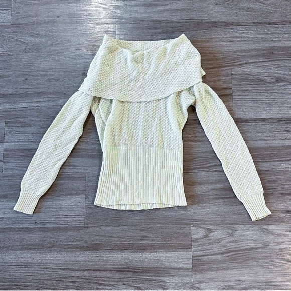 Vintage 90s Y2K Uniform John Paul Richard Cream Off the Shoulder Cream Sweater - Picture 2 of 10